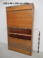 Schrank mit Rollladen (Anmeldung)