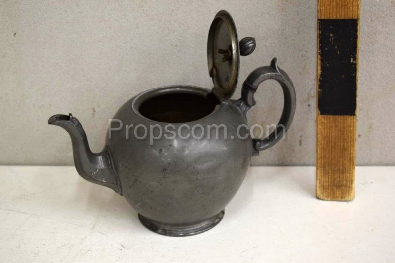 Tin teapot