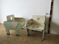 Kindertisch mit Stühlen