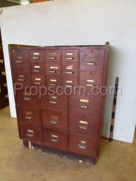 File cabinet with drawers