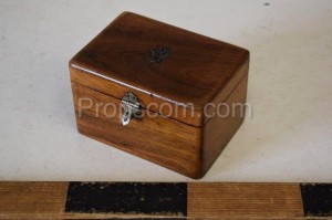 Jewelry box