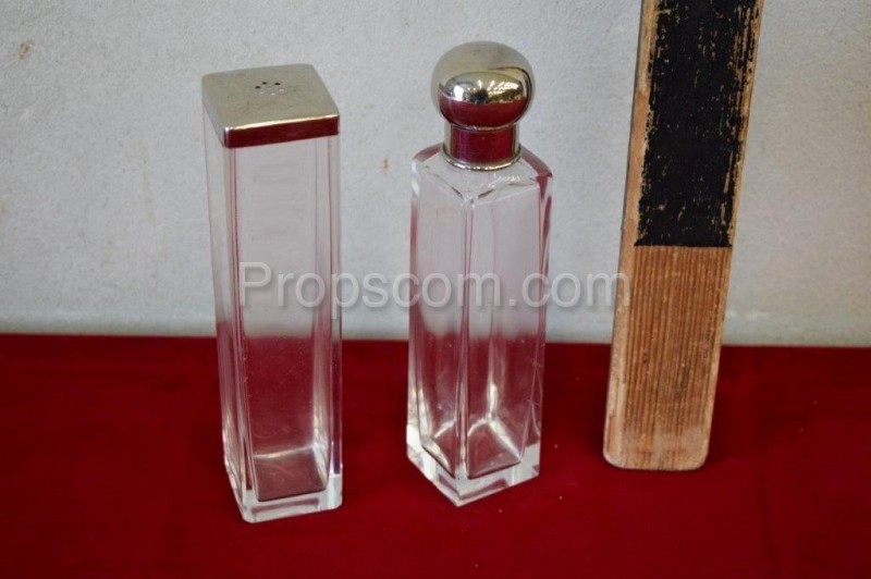 Perfume bottle