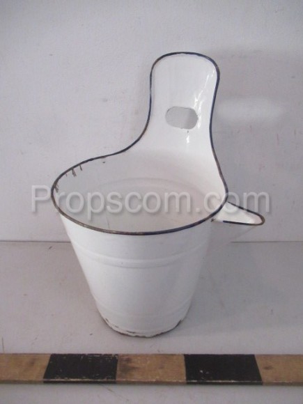 Enameled bucket