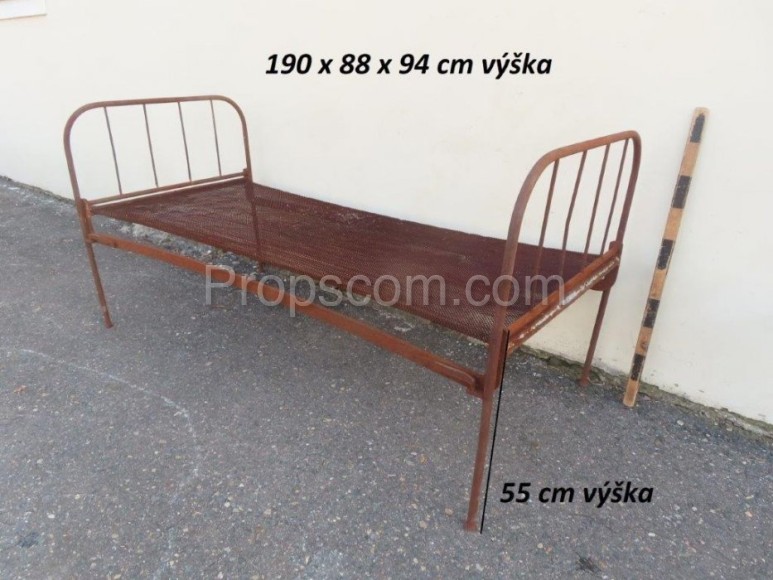 Iron bed