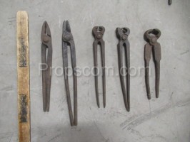 Blacksmith's pliers