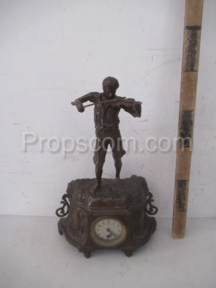 Clock table figural violinist