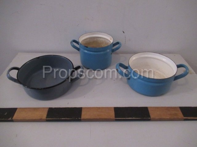 Enamel pots