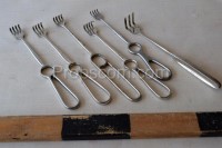 Surgical instruments