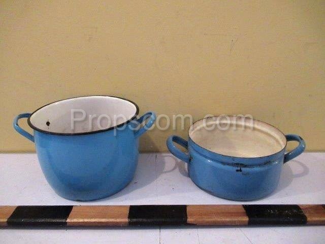 Enamel pots