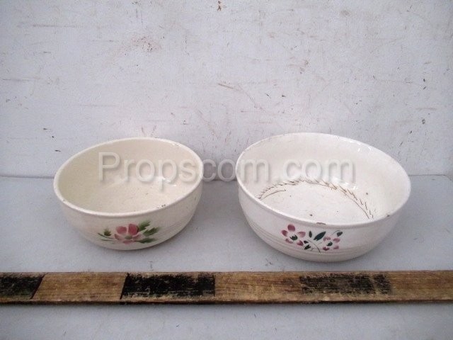 Ceramic bowls