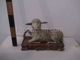 Statuette of a sheep