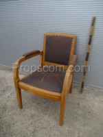 Armchair with leather upholstery