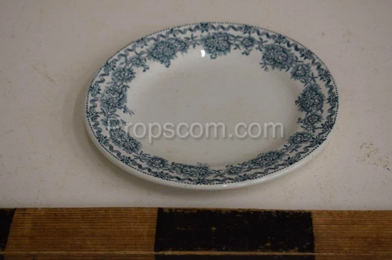 Set of plates