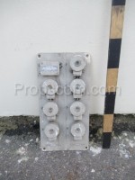 Electrical panel: fuses