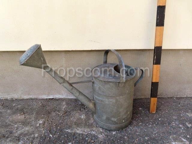 Garden watering can