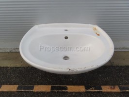 Oval washbasin