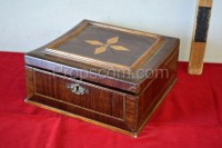 Jewelry box