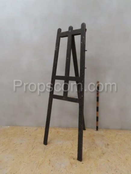 Easel