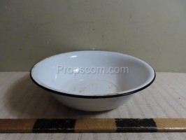 Enamelled bowl