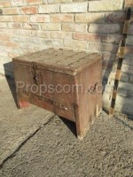 Portable wrought iron portable chest