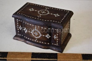 Jewelry box