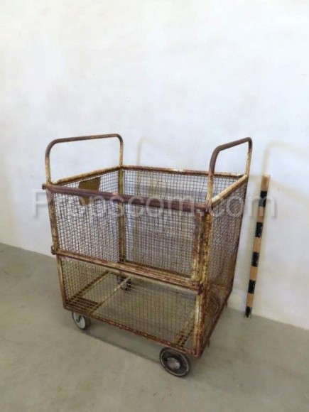 Transport trolley