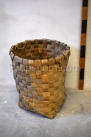 Knitted basket