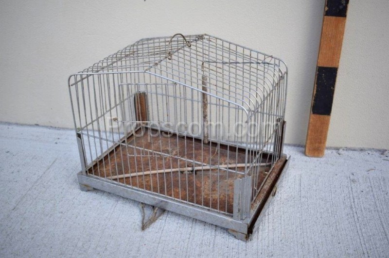 Wire cage