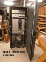 IBM skříň 
