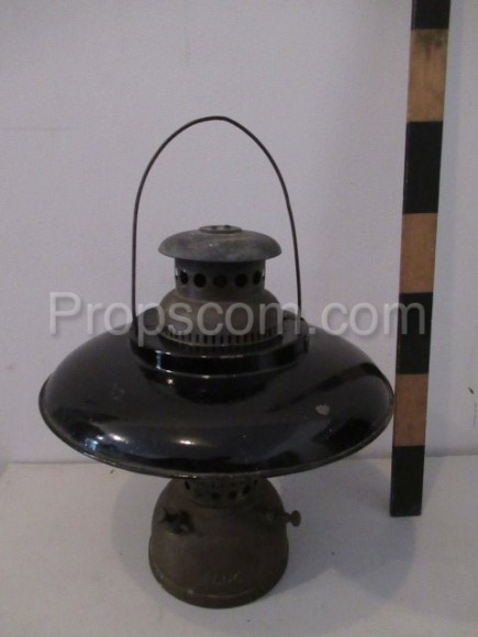 Oil lamp