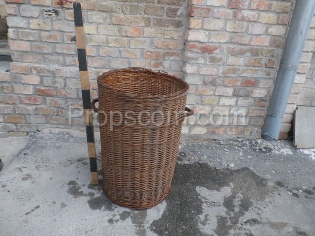 Large wicker container