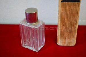 Flakonek na parfém