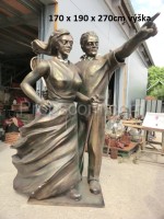 Skulpturale Gruppe einer Frau mit einem Mann