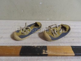 Children's shoes