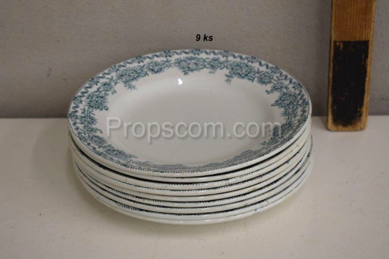 Set of plates