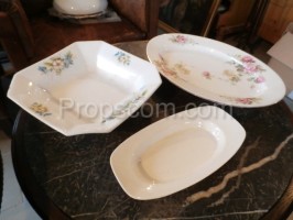 Serving plates