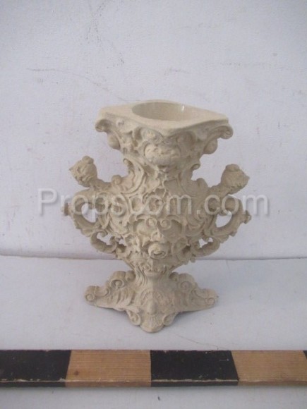 Vase of artificial sandstone