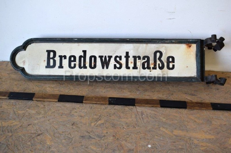 Informační cedule: Bredowstraße