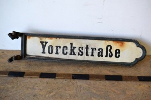 Hinweisschilder: Yorkckstraße