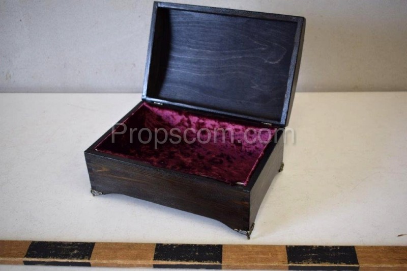 Jewelry box