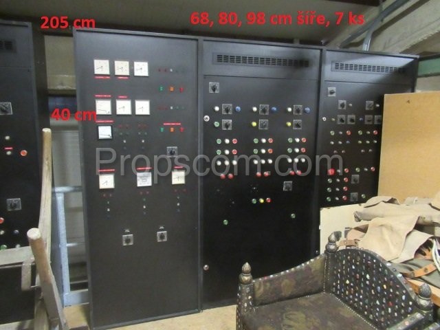 Industrial electrical cabinets with control panels