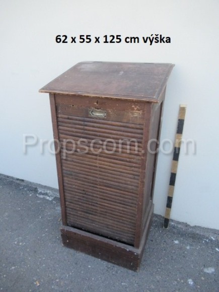 Cabinet with roller shutter (registration)