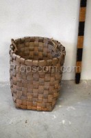 Knitted basket