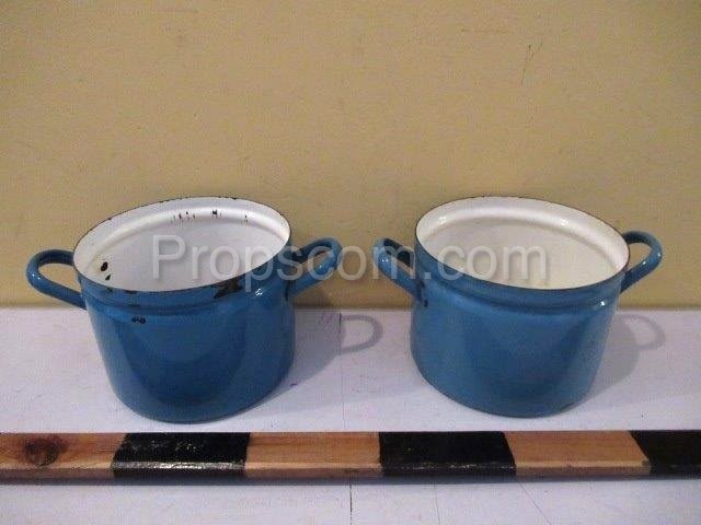 Enamel pots