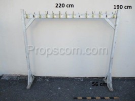 Free-standing hanger white