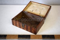 Jewelry box