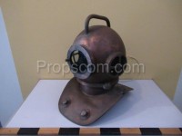 Diving helmet