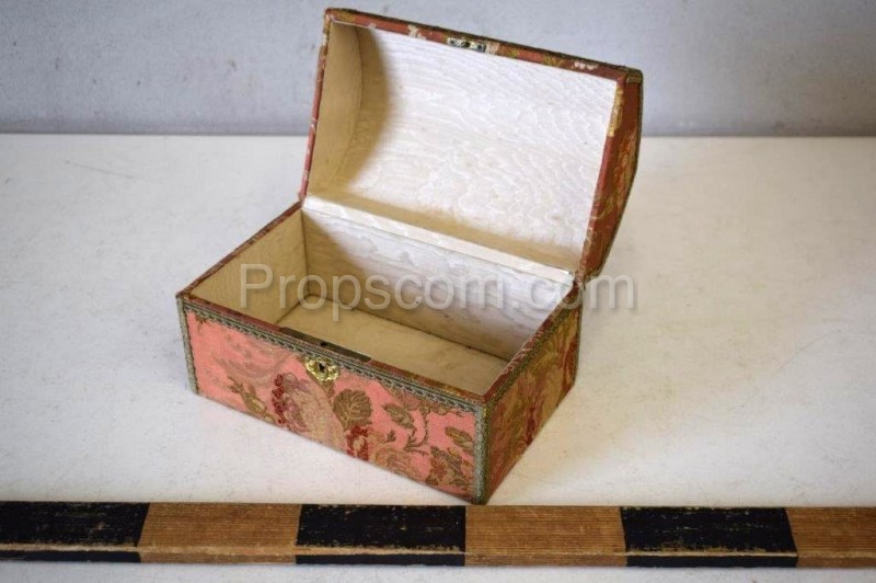 Jewelry box