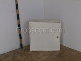 White hanging cabinet