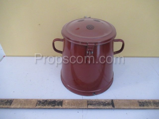 Pot with lid